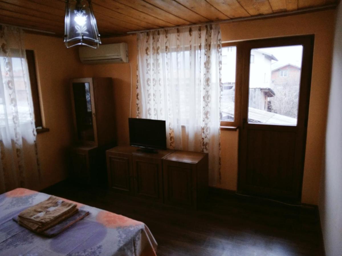 Къща Джулия Villa Sapareva Banya Ngoại thất bức ảnh